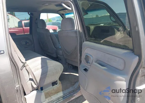 2000 GMC Sierra 2500 Classic Sl z USA, uszkodzony, nr VIN 1GTGK23J7YF445577